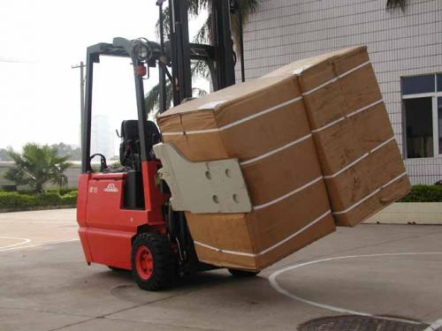 Stiskalnice za bale predajajo tobak